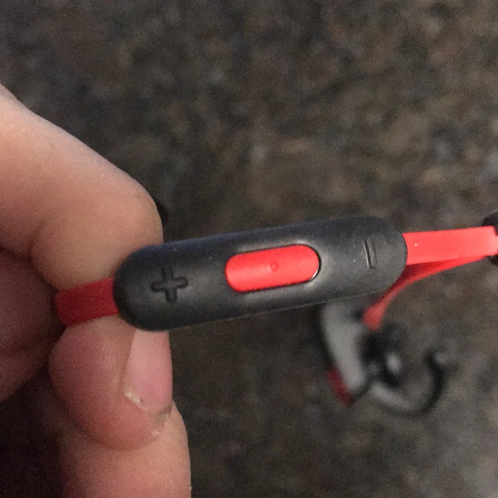 Powerbeats Wireless - Picture 4 of 4